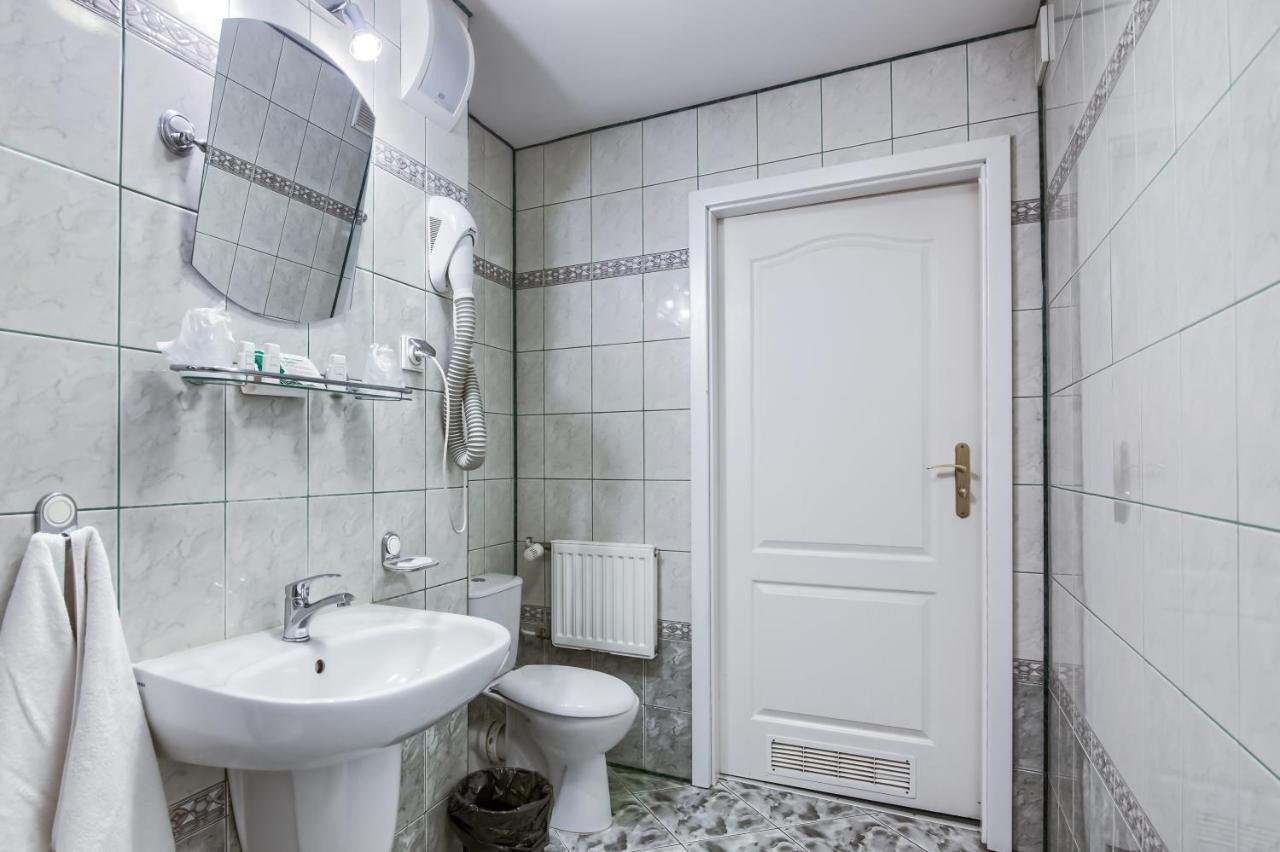 Hotel Konin Konin  Eksteriør billede