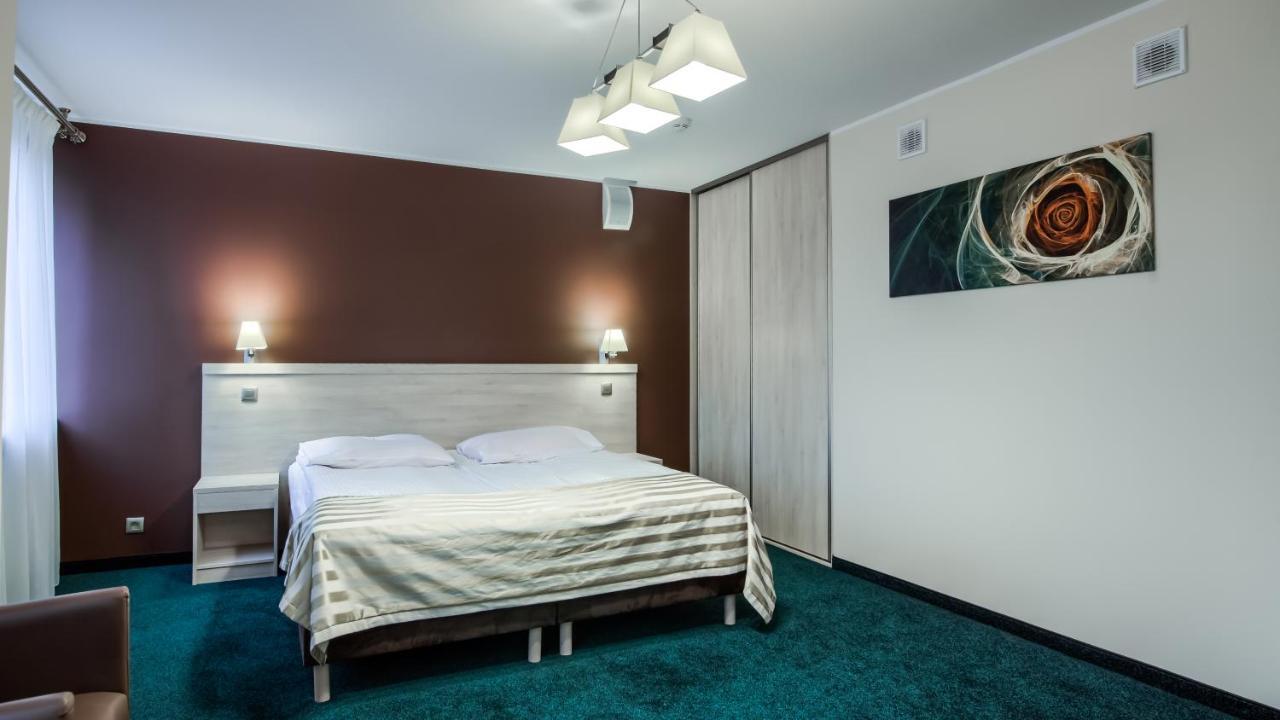 Hotel Konin Konin  Eksteriør billede