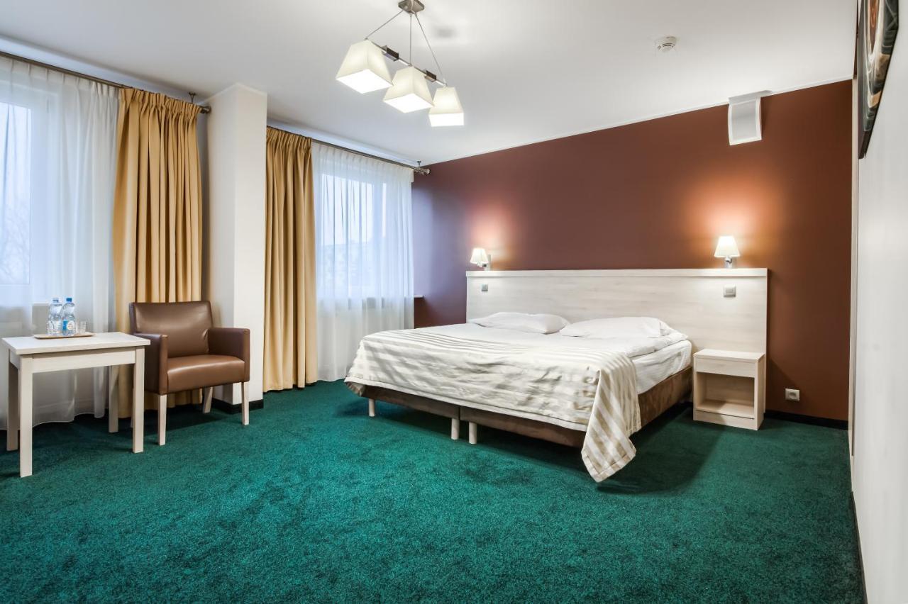 Hotel Konin Konin  Eksteriør billede