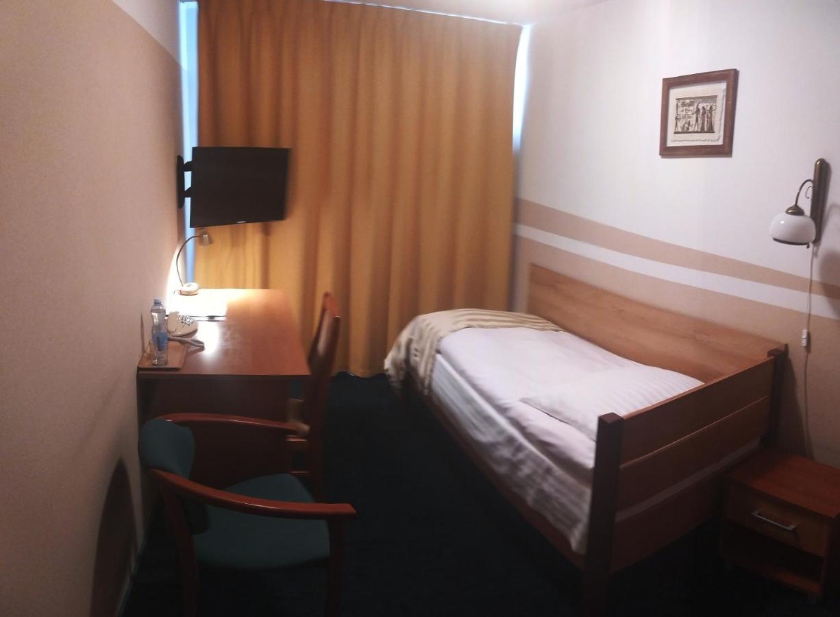 Hotel Konin Konin  Eksteriør billede